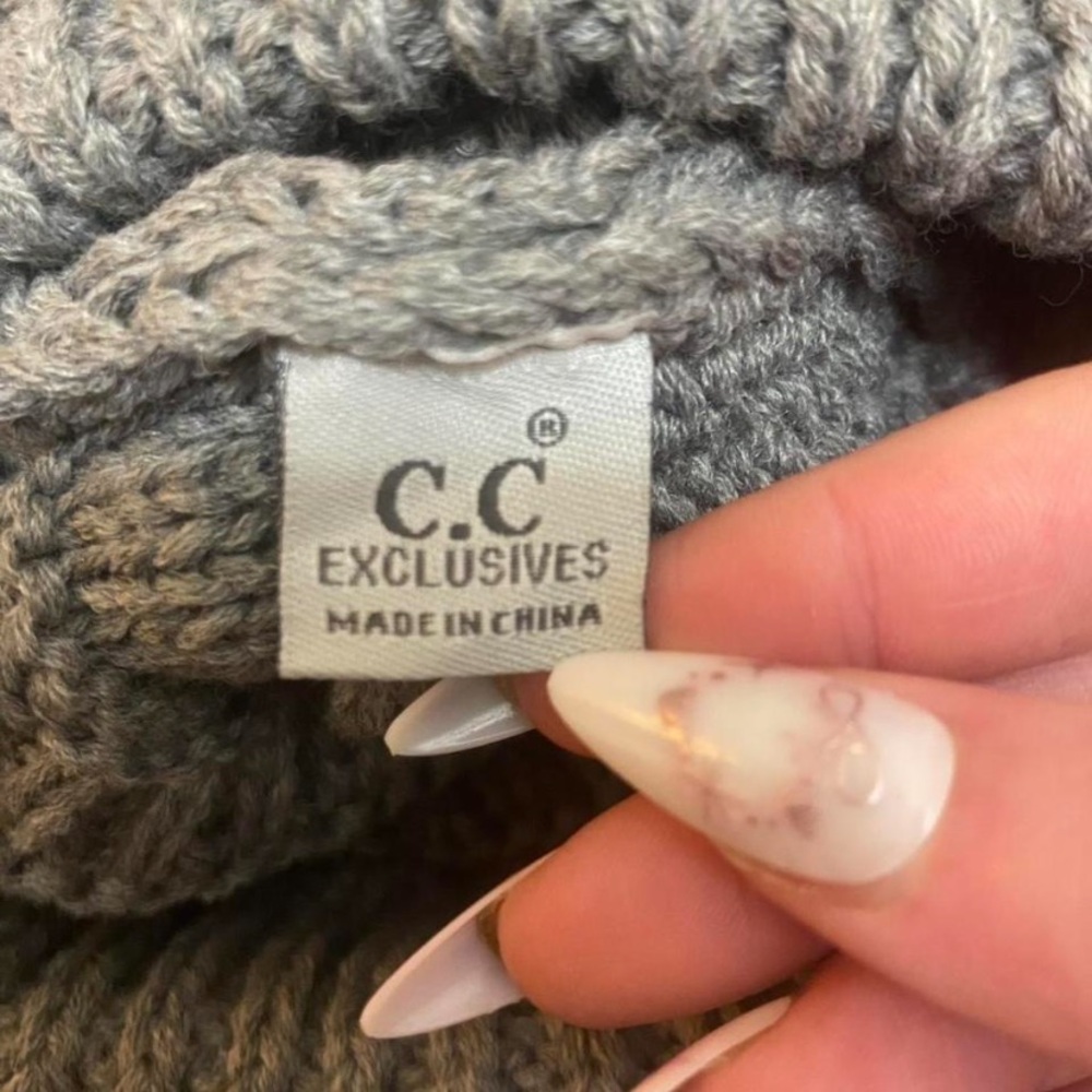 C.C Grey Beanie - Picture 4 of 5